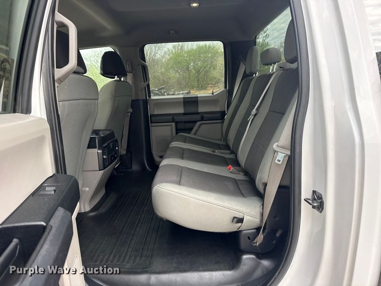 image for item DO8487 2020 Ford F150 Crew Cab pickup truck