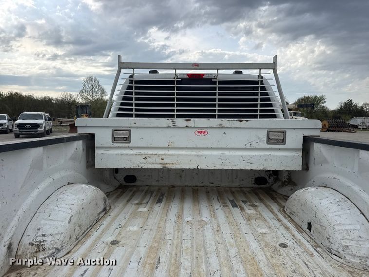 image for item DO8488 2021 Ford F250 Super Duty Ext. Cab pickup truck