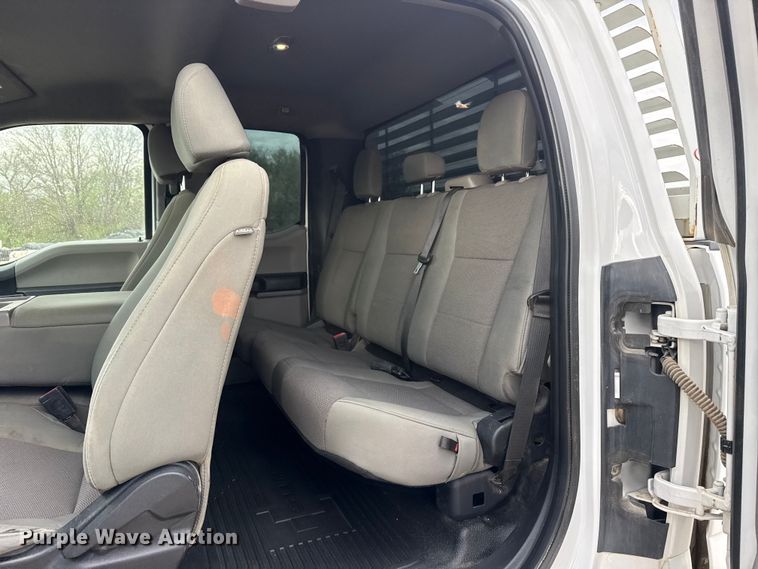 image for item DO8488 2021 Ford F250 Super Duty Ext. Cab pickup truck