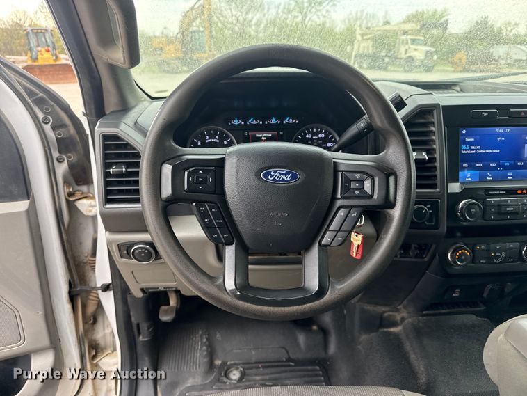 image for item DO8488 2021 Ford F250 Super Duty Ext. Cab pickup truck