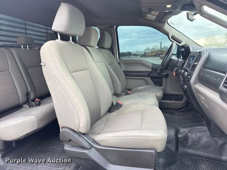 image for item DO8488 2021 Ford F250 Super Duty Ext. Cab pickup truck