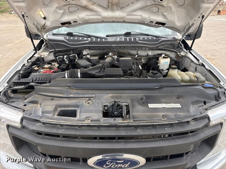 image for item DO8488 2021 Ford F250 Super Duty Ext. Cab pickup truck