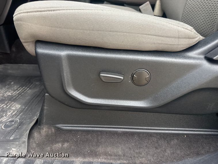 image for item DO8489 2020 Ford F150 Crew Cab pickup truck