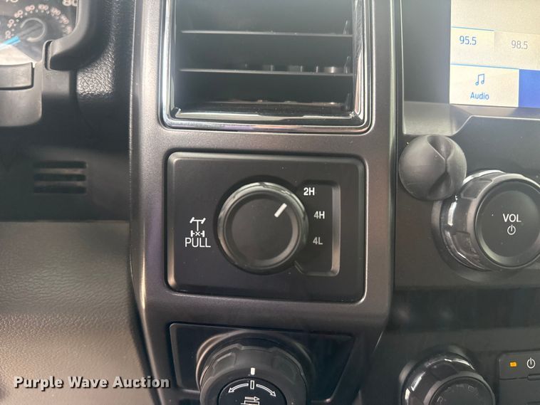 image for item DO8489 2020 Ford F150 Crew Cab pickup truck