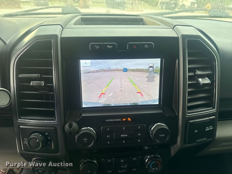 image for item DO8489 2020 Ford F150 Crew Cab pickup truck