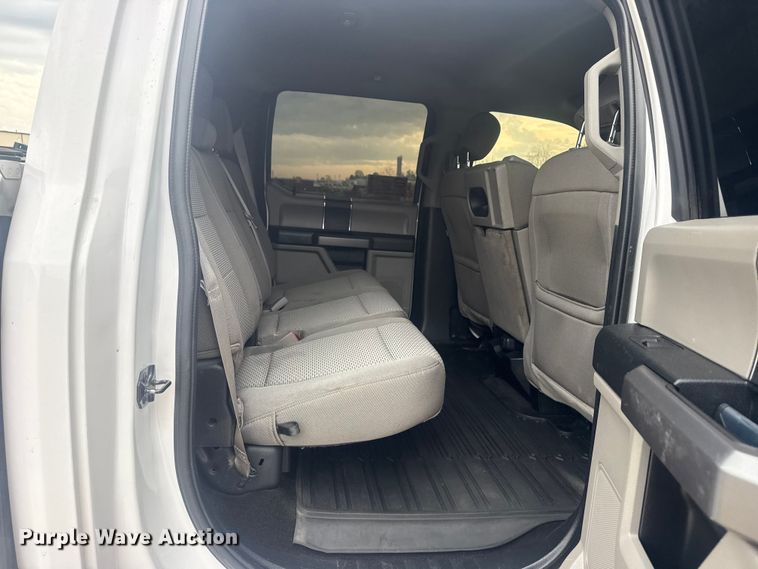 image for item DO8489 2020 Ford F150 Crew Cab pickup truck