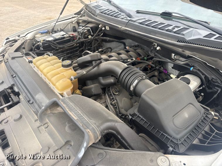 image for item DO8489 2020 Ford F150 Crew Cab pickup truck