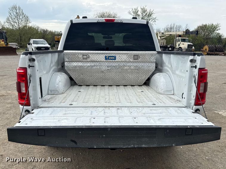 image for item DO8490 2021 Ford F150 Crew Cab pickup truck