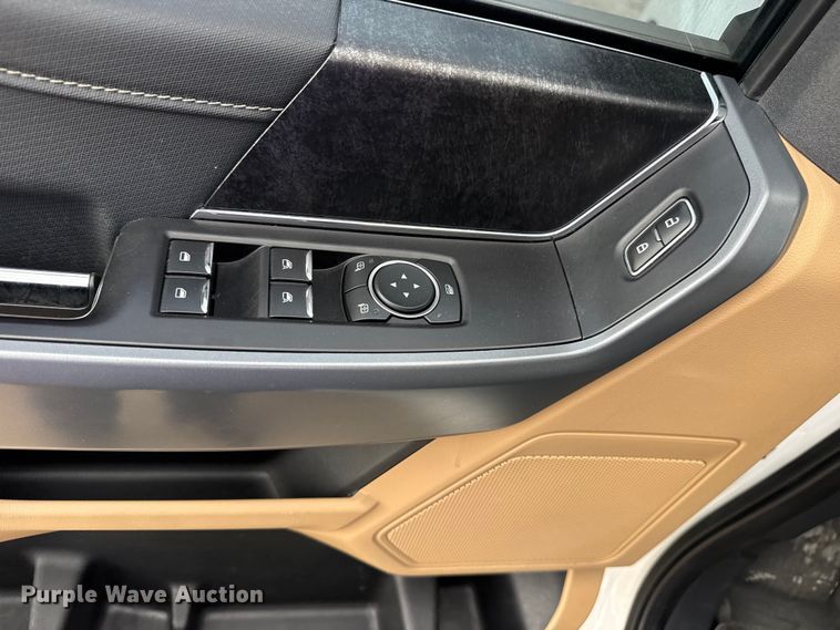 image for item DO8490 2021 Ford F150 Crew Cab pickup truck