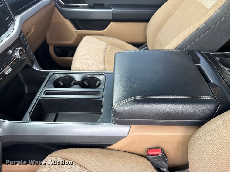 image for item DO8490 2021 Ford F150 Crew Cab pickup truck