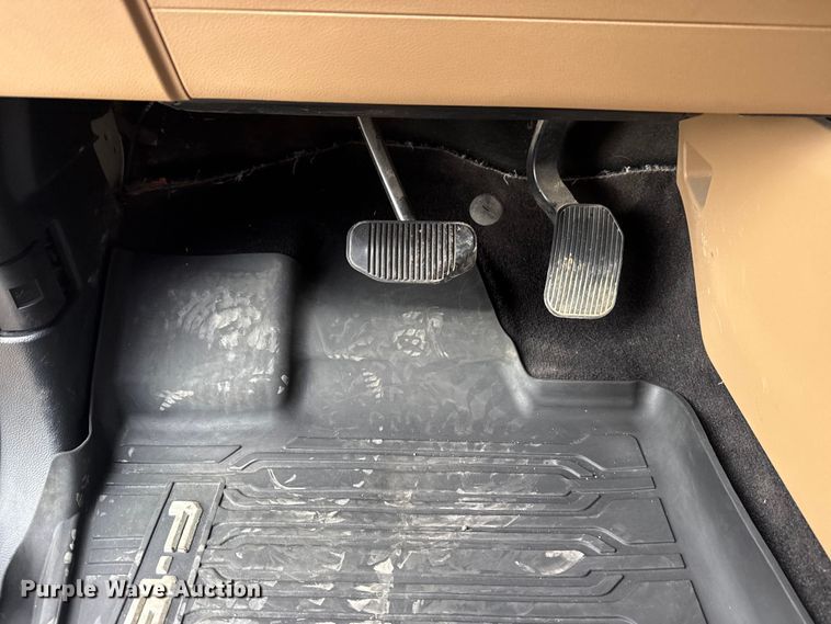 image for item DO8490 2021 Ford F150 Crew Cab pickup truck