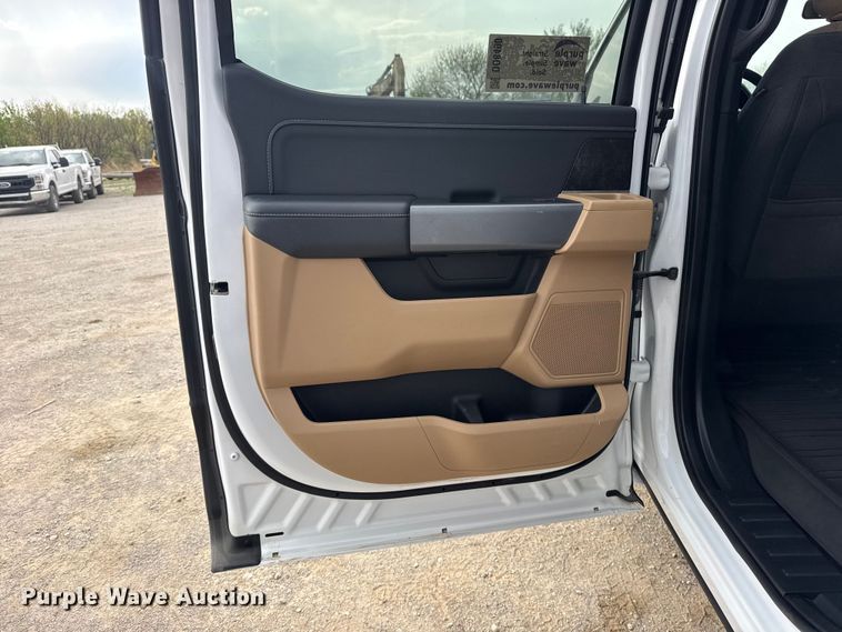 image for item DO8490 2021 Ford F150 Crew Cab pickup truck