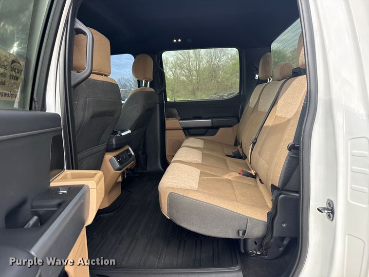 image for item DO8490 2021 Ford F150 Crew Cab pickup truck