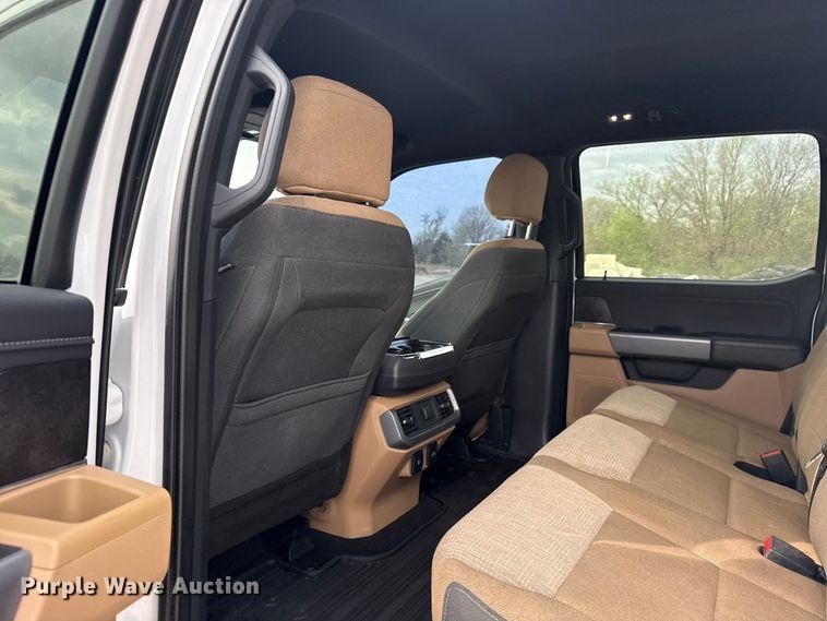 image for item DO8490 2021 Ford F150 Crew Cab pickup truck