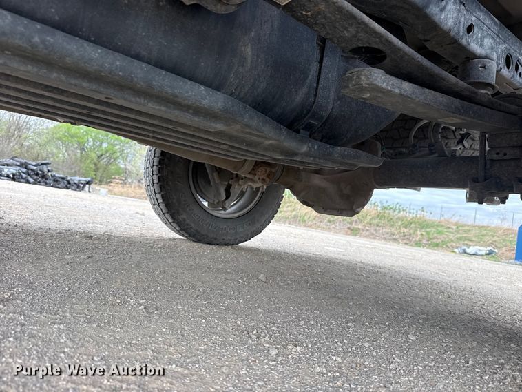 image for item DO8490 2021 Ford F150 Crew Cab pickup truck