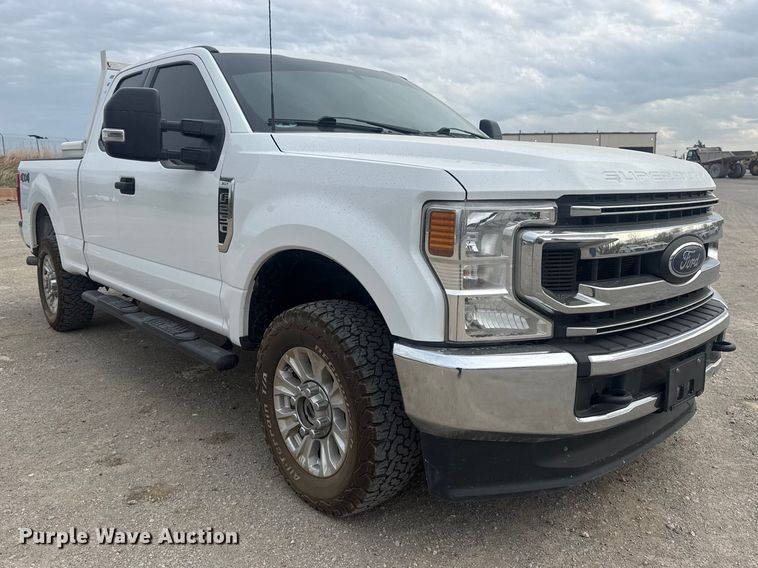 image for item DO8491 2022 Ford F250 Super Duty Ext. Cab pickup truck
