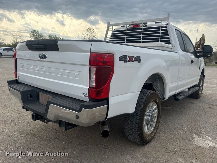 image for item DO8491 2022 Ford F250 Super Duty Ext. Cab pickup truck