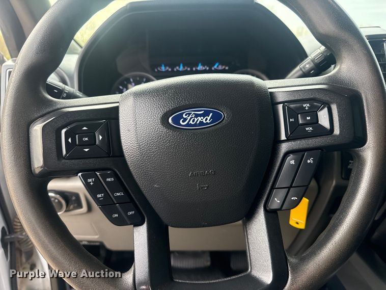 image for item DO8491 2022 Ford F250 Super Duty Ext. Cab pickup truck