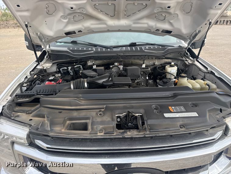 image for item DO8491 2022 Ford F250 Super Duty Ext. Cab pickup truck