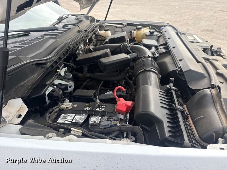 image for item DO8491 2022 Ford F250 Super Duty Ext. Cab pickup truck