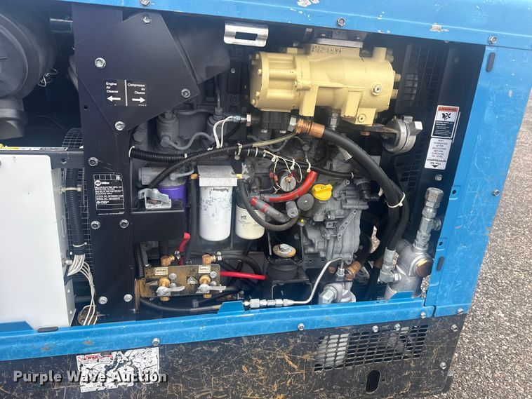 image for item DO8493 Miller Big Blue Air Pak welder/generator