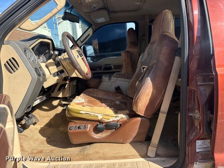 image for item DQ4263 2008 Ford F250 Super Duty Crew Cab pickup truck