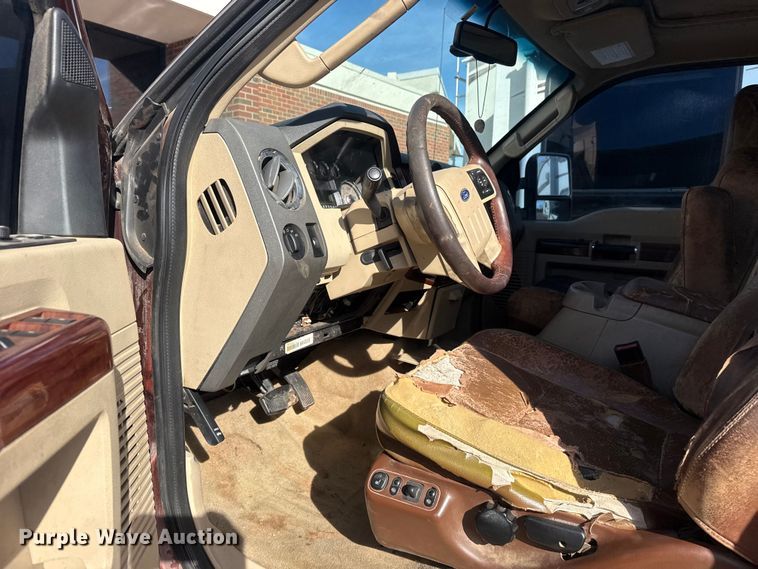 image for item DQ4263 2008 Ford F250 Super Duty Crew Cab pickup truck