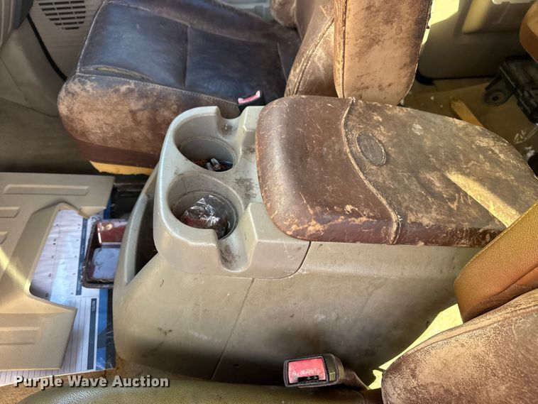 image for item DQ4263 2008 Ford F250 Super Duty Crew Cab pickup truck