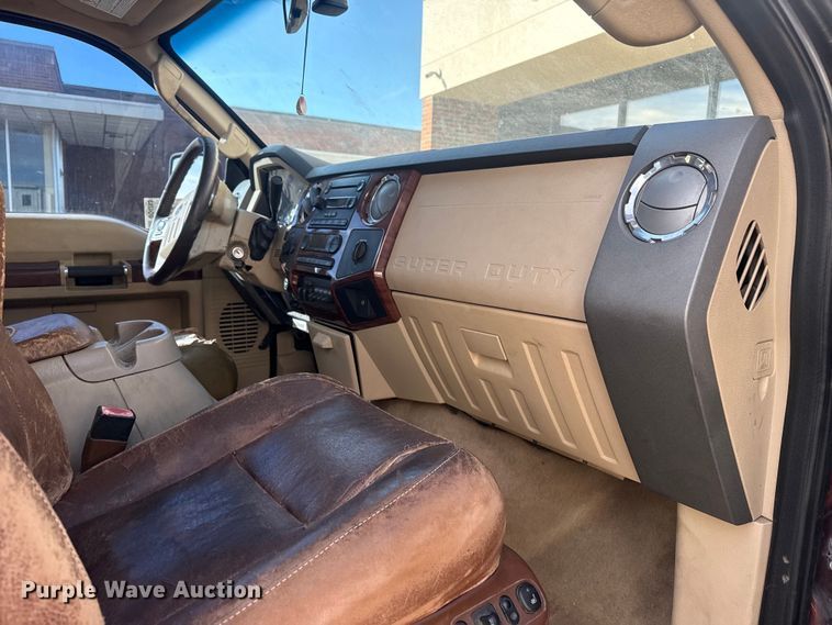 image for item DQ4263 2008 Ford F250 Super Duty Crew Cab pickup truck