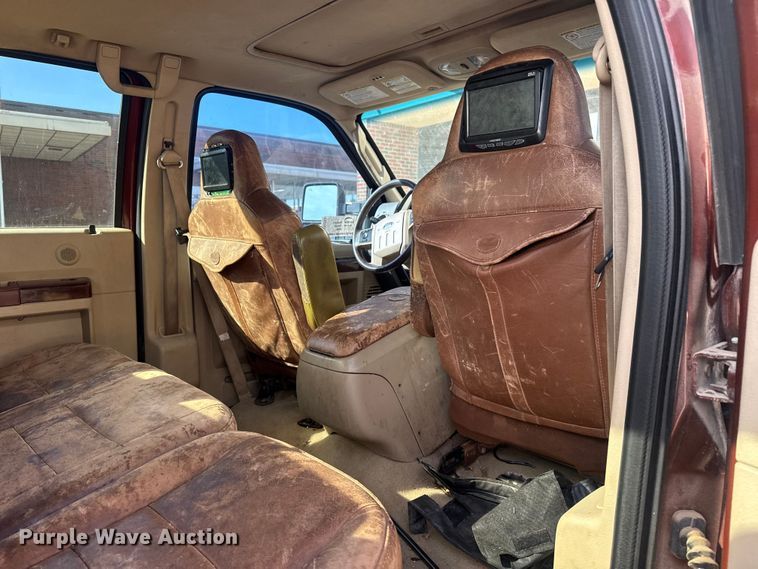 image for item DQ4263 2008 Ford F250 Super Duty Crew Cab pickup truck