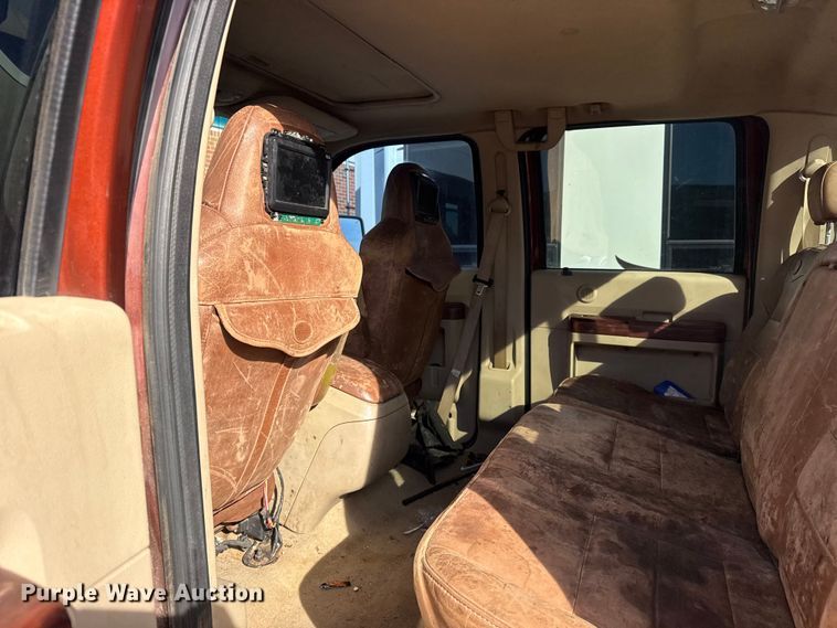 image for item DQ4263 2008 Ford F250 Super Duty Crew Cab pickup truck