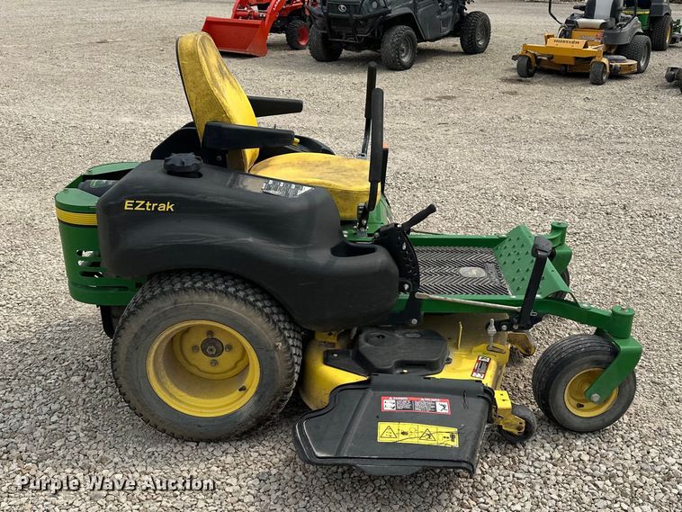 image for item DQ7761 2011 John Deere Z655 ZTR lawn mower