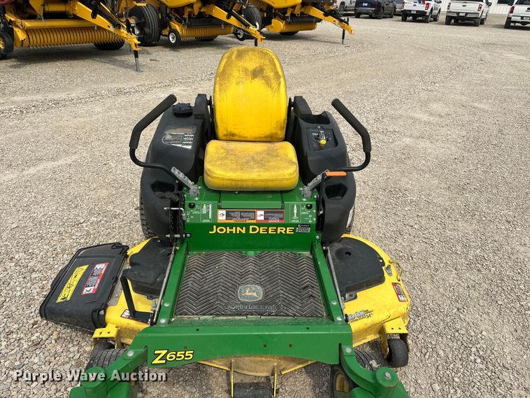 image for item DQ7761 2011 John Deere Z655 ZTR lawn mower