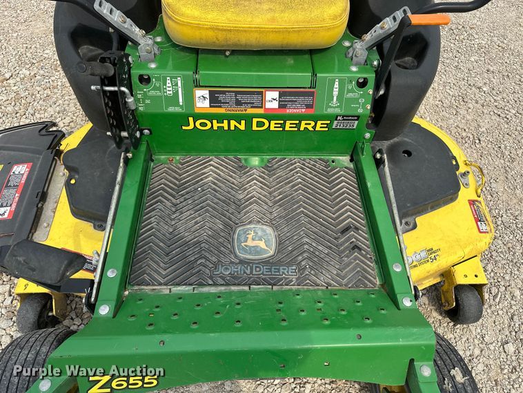 image for item DQ7761 2011 John Deere Z655 ZTR lawn mower