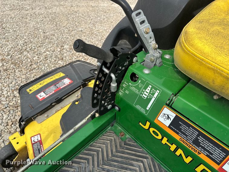 image for item DQ7761 2011 John Deere Z655 ZTR lawn mower