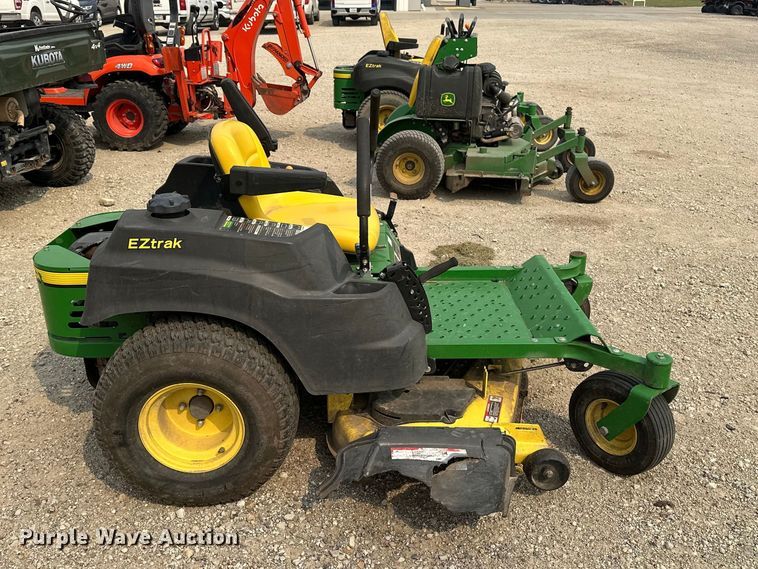 image for item DQ7762 2011 John Deere Z425 ZTR lawn mower