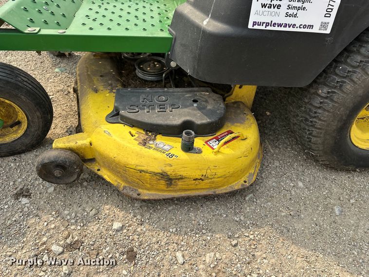 image for item DQ7762 2011 John Deere Z425 ZTR lawn mower