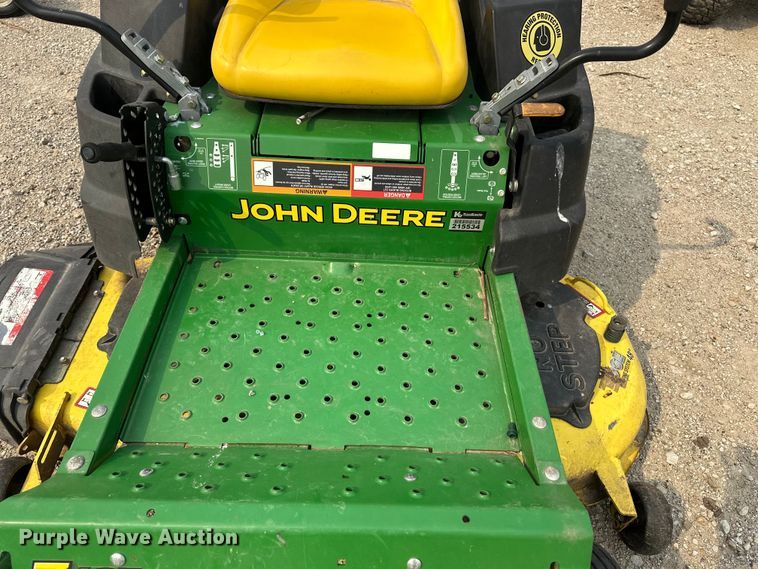 image for item DQ7762 2011 John Deere Z425 ZTR lawn mower