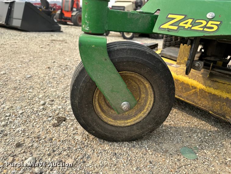 image for item DQ7762 2011 John Deere Z425 ZTR lawn mower