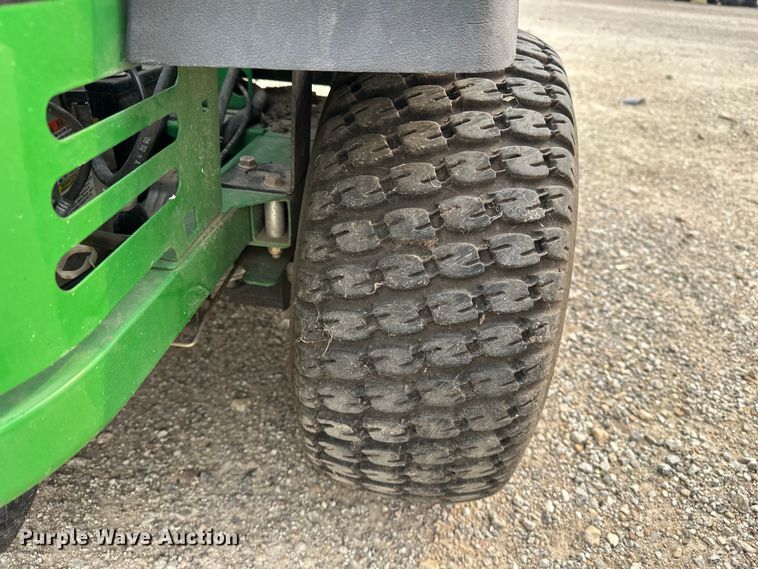 image for item DQ7762 2011 John Deere Z425 ZTR lawn mower