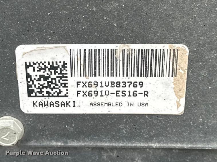 image for item DQ7763 2020 John Deere 652E QT ZTR lawn mower