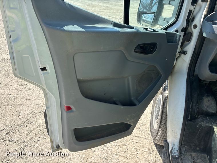 image for item DT0119 2018 Ford Transit 350 van