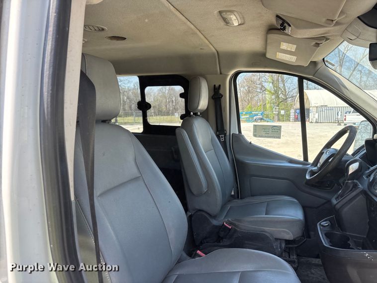 image for item DT0119 2018 Ford Transit 350 van