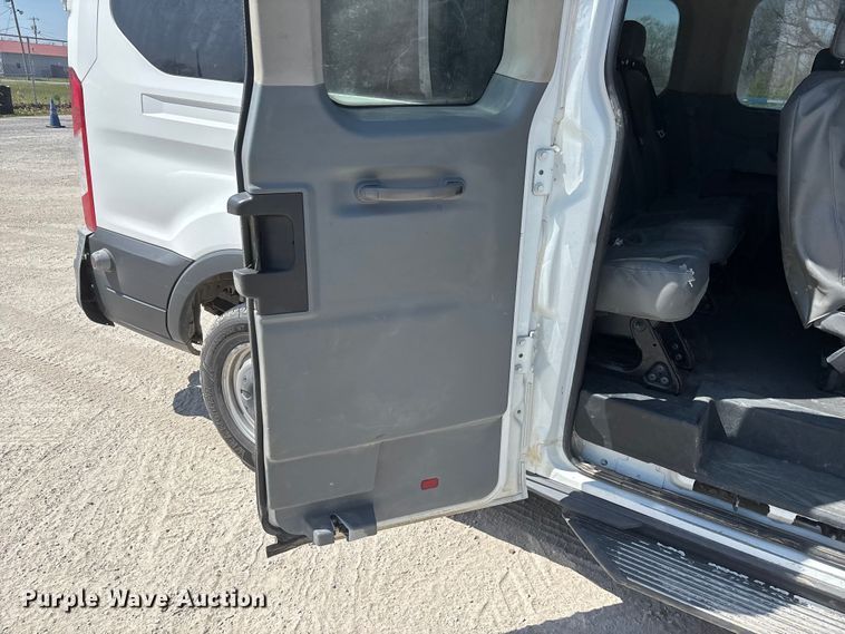 image for item DT0119 2018 Ford Transit 350 van