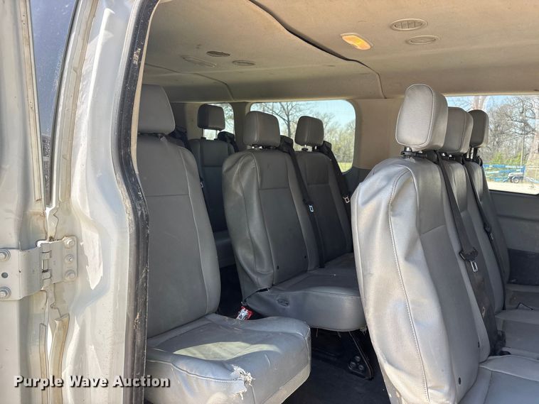 image for item DT0119 2018 Ford Transit 350 van