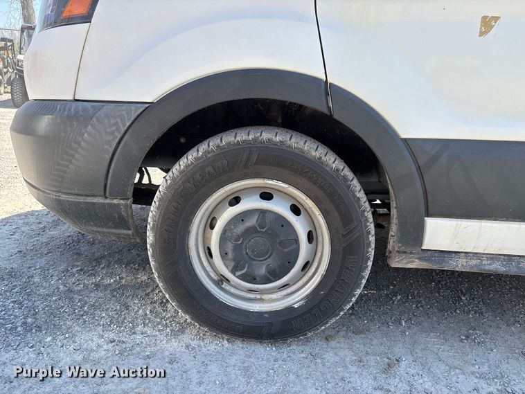 image for item DT0119 2018 Ford Transit 350 van