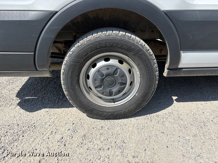 image for item DT0119 2018 Ford Transit 350 van