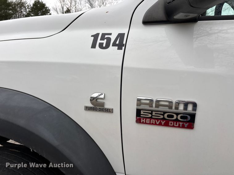 image for item DT0122 2012 Dodge Ram 5500 Crew Cab flatbed truck