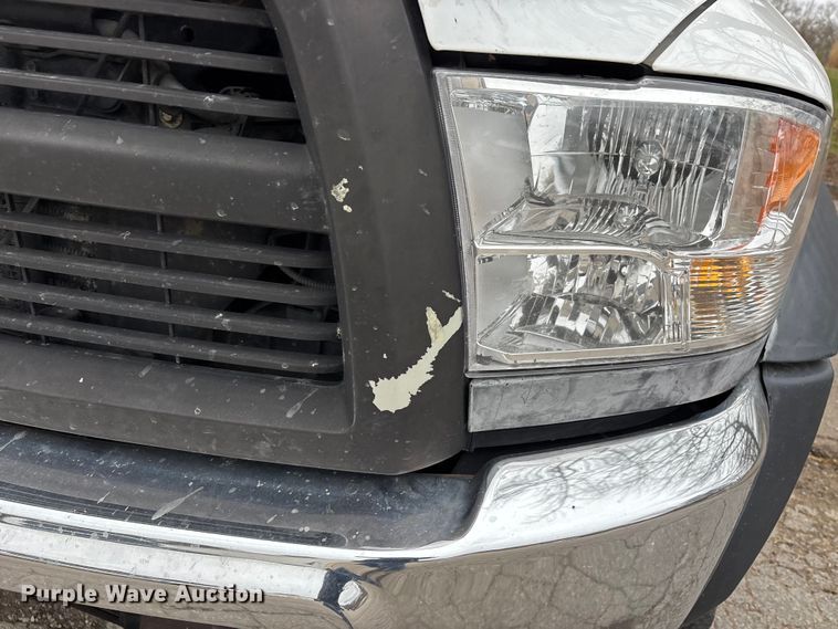 image for item DT0122 2012 Dodge Ram 5500 Crew Cab flatbed truck