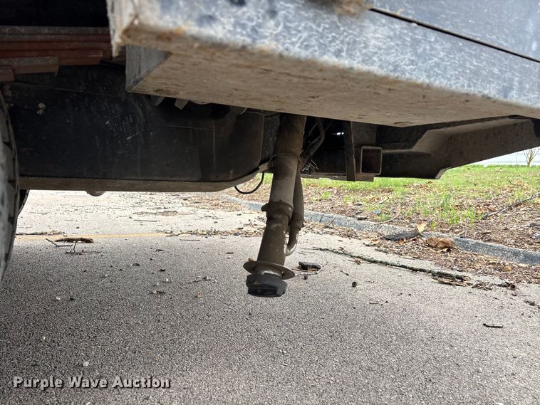 image for item DT0122 2012 Dodge Ram 5500 Crew Cab flatbed truck